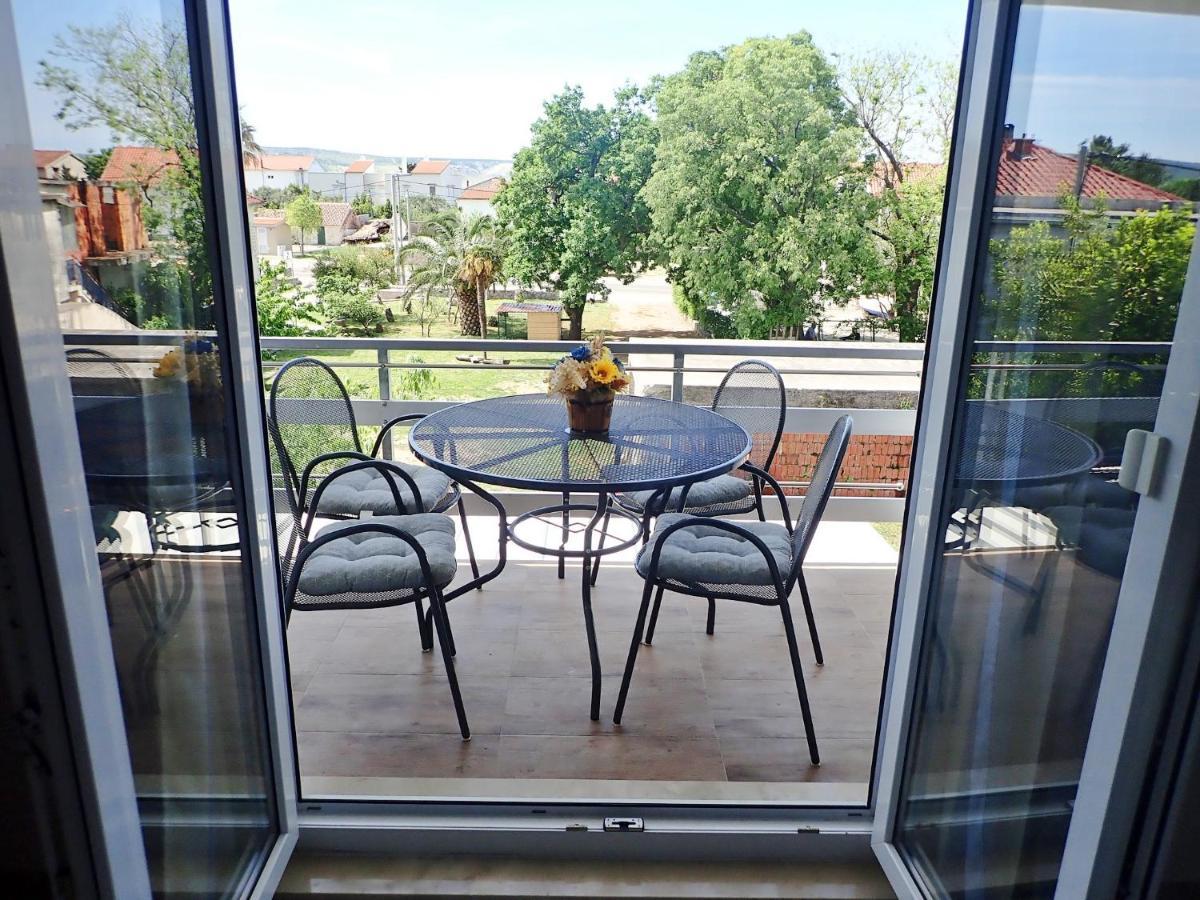 Apartment Maca Starigrad Paklenica Dış mekan fotoğraf
